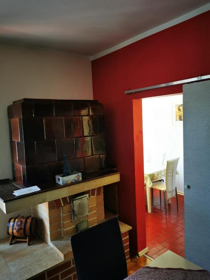 Apartmant Sandra - Big Terace And Free Parking Apartamento Karlovac Exterior foto